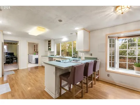 2285 Heath Street S Salem OR 97302