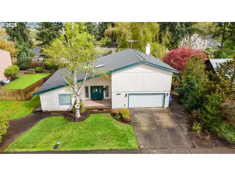 2285 Heath Street S Salem OR 97302