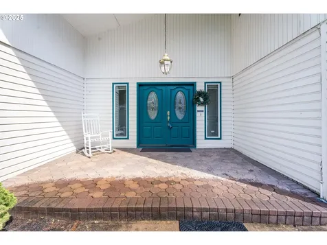 2285 Heath Street S Salem OR 97302
