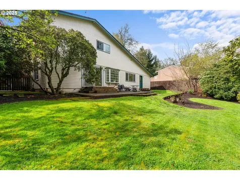 2285 Heath Street S Salem OR 97302