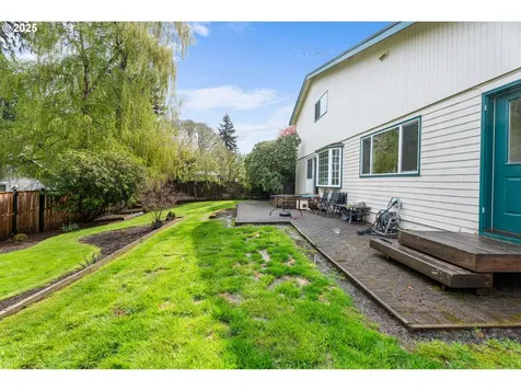 2285 Heath Street S Salem OR 97302