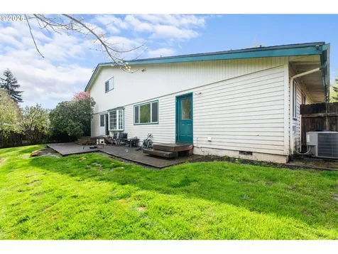2285 Heath Street S Salem OR 97302