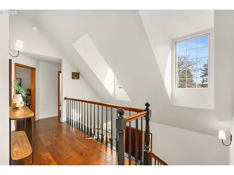 10035 SW Balmer Circle Portland OR 97219