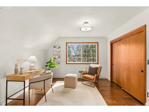 10035 SW Balmer Circle Portland OR 97219
