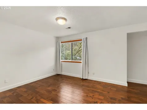 10035 SW Balmer Circle Portland OR 97219