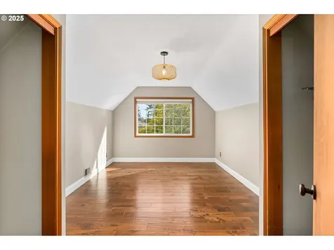 10035 SW Balmer Circle Portland OR 97219