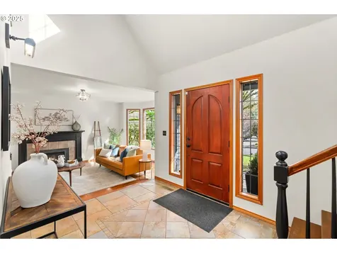 10035 SW Balmer Circle Portland OR 97219