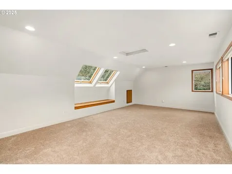 10035 SW Balmer Circle Portland OR 97219