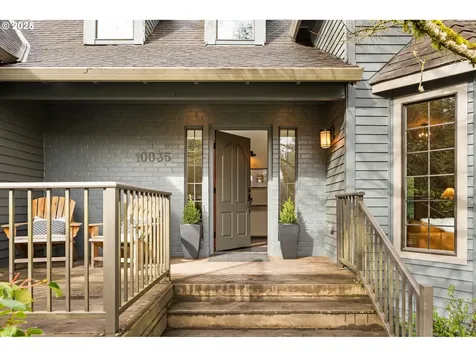 10035 SW Balmer Circle Portland OR 97219