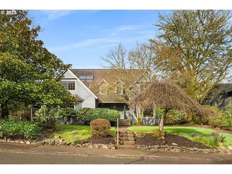 10035 SW Balmer Circle Portland OR 97219