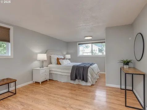 6105 SE Lambert Street Portland OR 97206