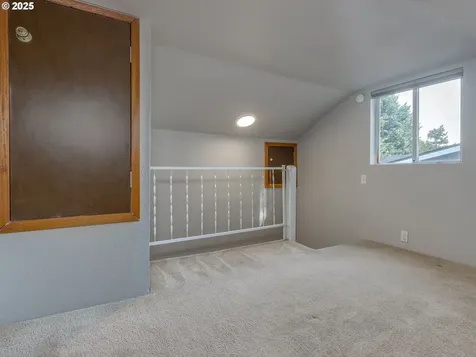 6105 SE Lambert Street Portland OR 97206