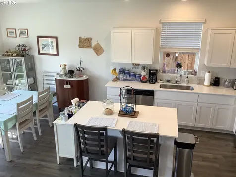 888 Ben Brown Lane Woodburn OR 97071
