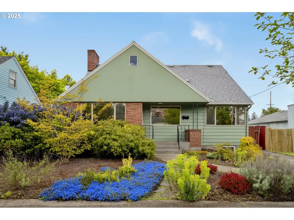 5109 SE Steele Street Portland OR 97206