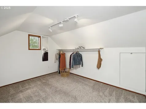 5109 SE Steele Street Portland OR 97206