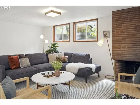 5109 SE Steele Street Portland OR 97206