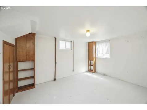5109 SE Steele Street Portland OR 97206