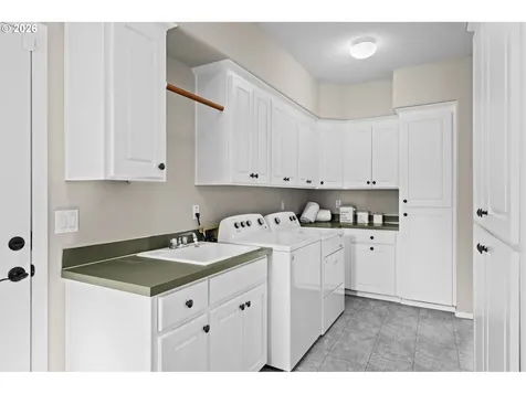 8707 SW Firview Place Beaverton OR 97007