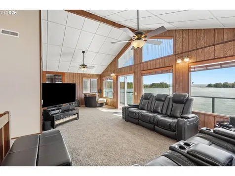 19609 NE Marine Drive Portland OR 97230