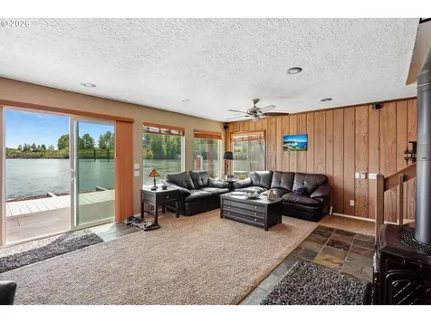 19609 NE Marine Drive Portland OR 97230