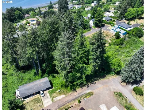 Tl 4001 4002 Seattle Avenue Bay City OR 97107