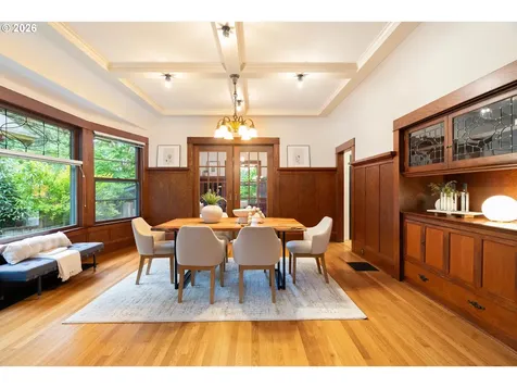 2417 NE 16th Avenue Portland OR 97212