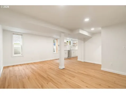 2417 NE 16th Avenue Portland OR 97212