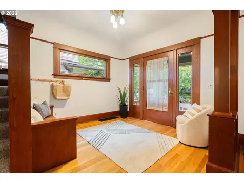 2417 NE 16th Avenue Portland OR 97212