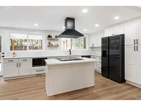 15040 SW Wheaton Lane Beaverton OR 97007