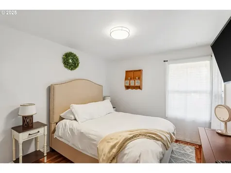 664 NE Grant Street Hillsboro OR 97124