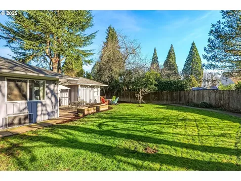 664 NE Grant Street Hillsboro OR 97124
