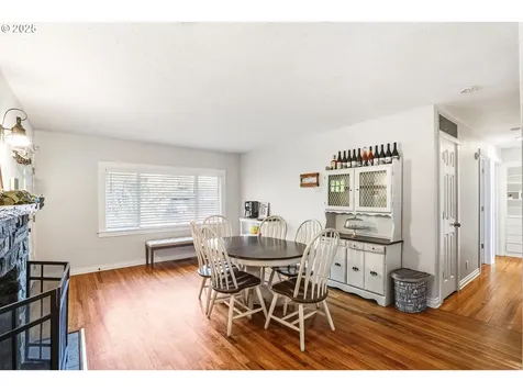 664 NE Grant Street Hillsboro OR 97124