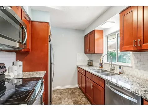 664 NE Grant Street Hillsboro OR 97124