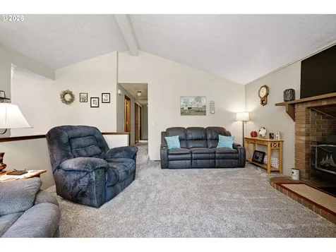 33262 Molitor Hill Road Cottage Grove OR 97424
