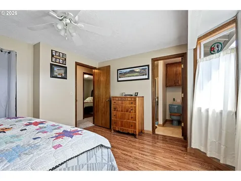 33262 Molitor Hill Road Cottage Grove OR 97424