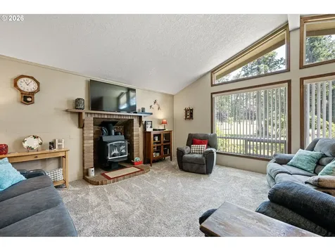 33262 Molitor Hill Road Cottage Grove OR 97424
