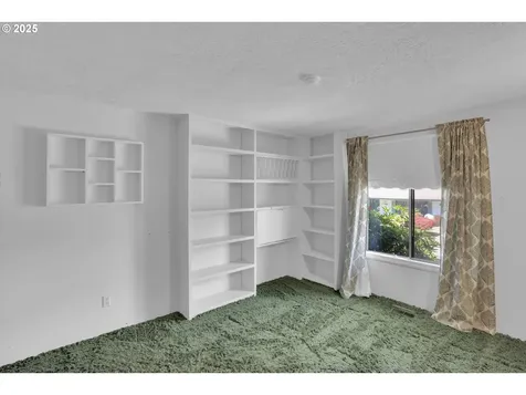 1730 SE Paloma Avenue Gresham OR 97080