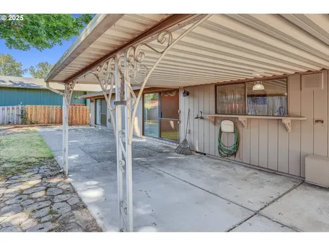1730 SE Paloma Avenue Gresham OR 97080