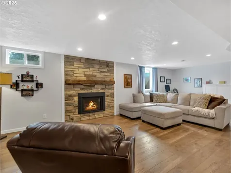 10827 SE 362nd Avenue Boring OR 97009
