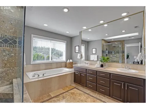 14140 NW Falconridge Lane Portland OR 97229