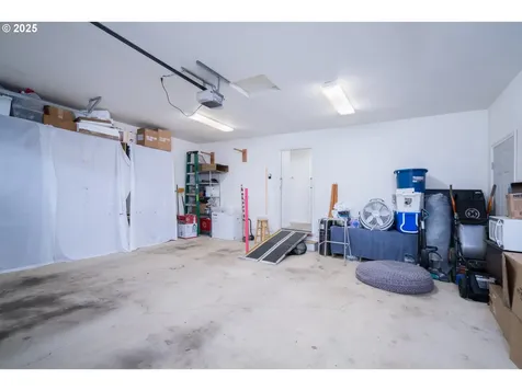 721 N Summerwood Street Roseburg OR 97471