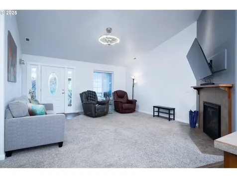 721 N Summerwood Street Roseburg OR 97471