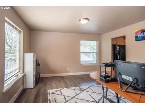 1592 NE Rocky Drive Roseburg OR 97470