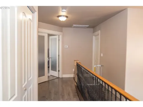 1592 NE Rocky Drive Roseburg OR 97470