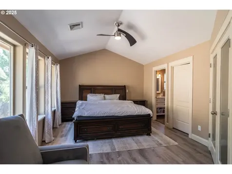1592 NE Rocky Drive Roseburg OR 97470