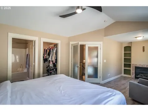 1592 NE Rocky Drive Roseburg OR 97470