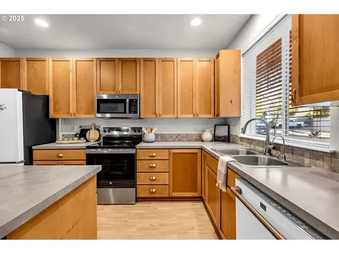 19724 SE 35th Way Camas WA 98607