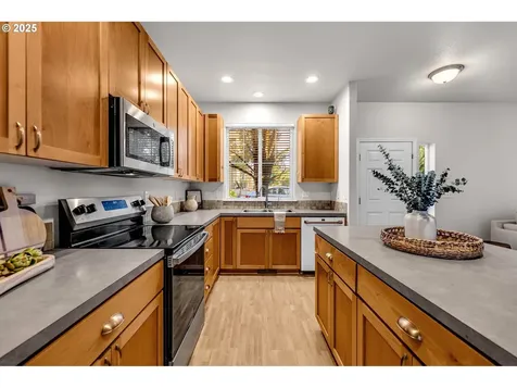 19724 SE 35th Way Camas WA 98607
