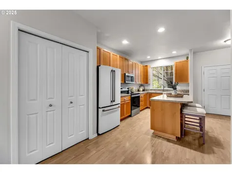 19724 SE 35th Way Camas WA 98607