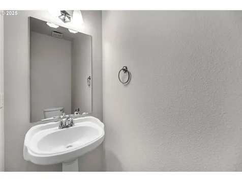 19724 SE 35th Way Camas WA 98607